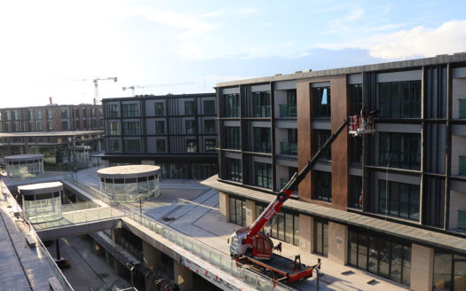 TORKAM E5 KUCUKCEKMECE FANTASTIC INVESTMENT METRO AND SHOPPING MALL